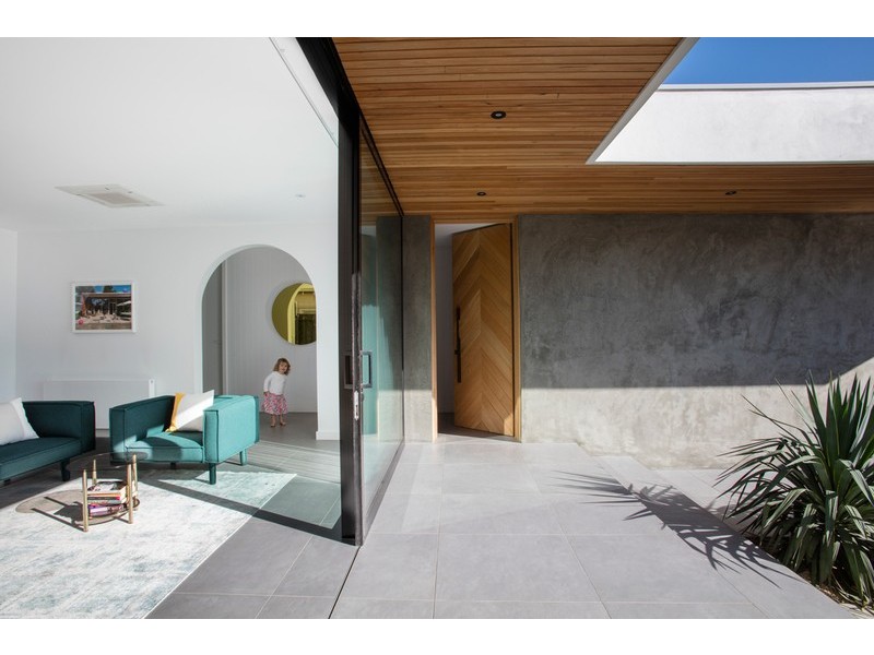 16 Attley Grove, St Kilda East VIC 3183