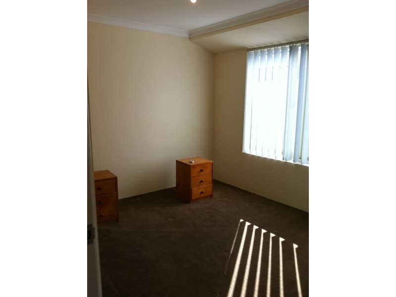 10 bittern way, Beechboro WA 6063