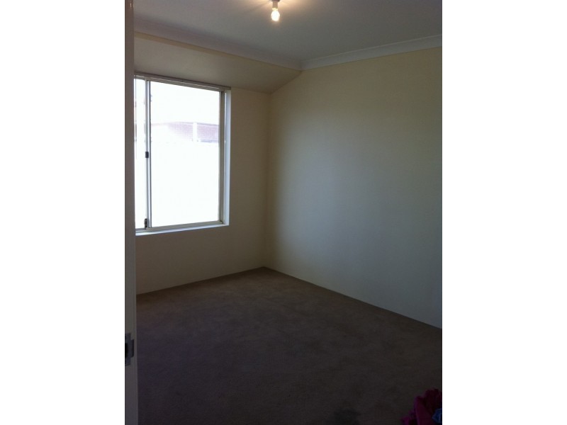 10 bittern way, Beechboro WA 6063