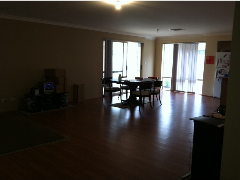 10 bittern way, Beechboro WA 6063