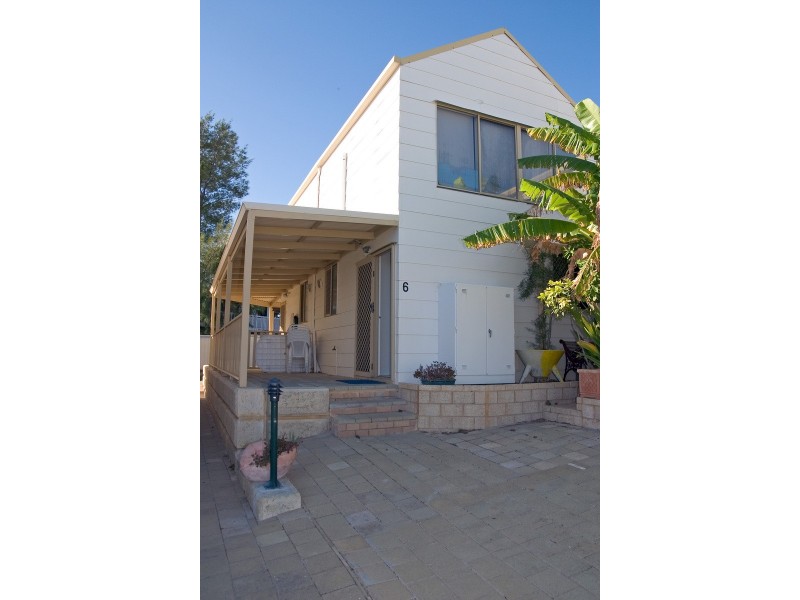 6/16 Dewar Way, Ledge Point WA 6043