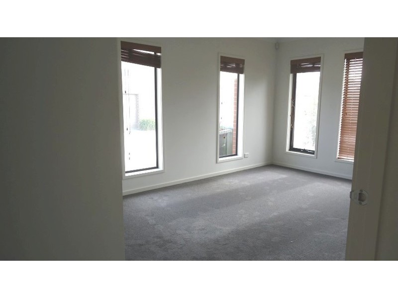 2 Stannifer Street, Tarneit VIC 3029