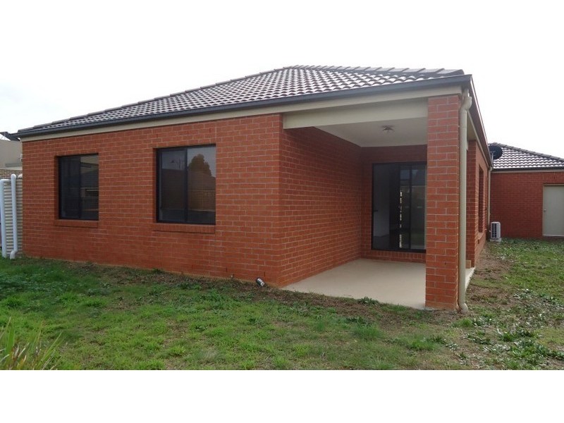 2 Stannifer Street, Tarneit VIC 3029