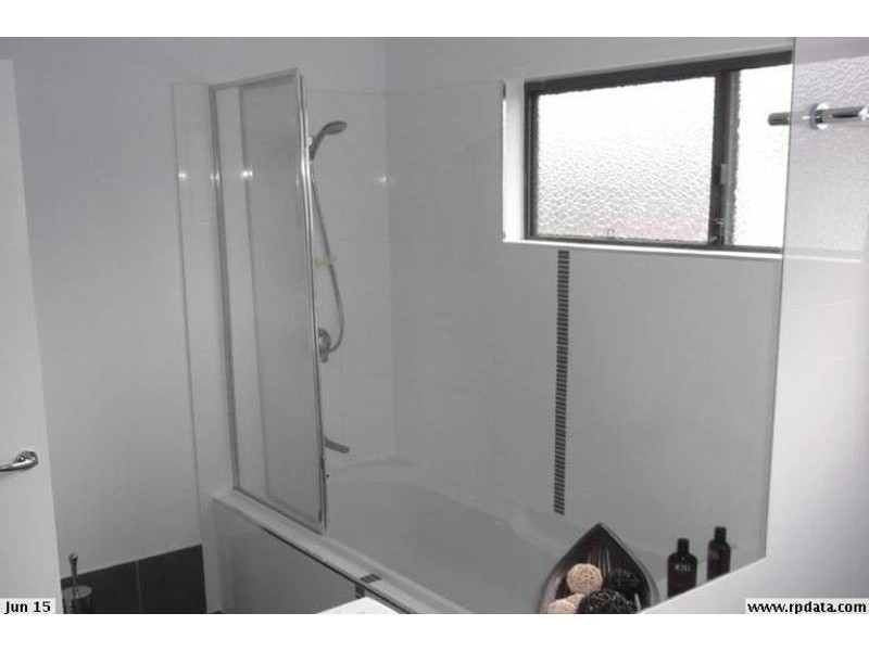 2/6 Napier Terrace, Carina Heights QLD 4152