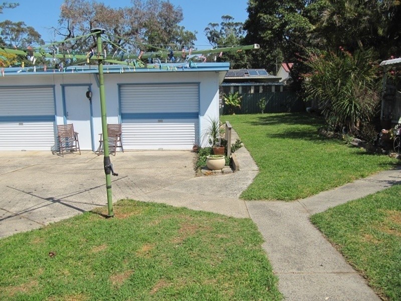 10 Westbrook Parade, Gorokan NSW 2263