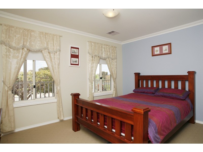 35 Hudson Street, Bayswater WA 6053