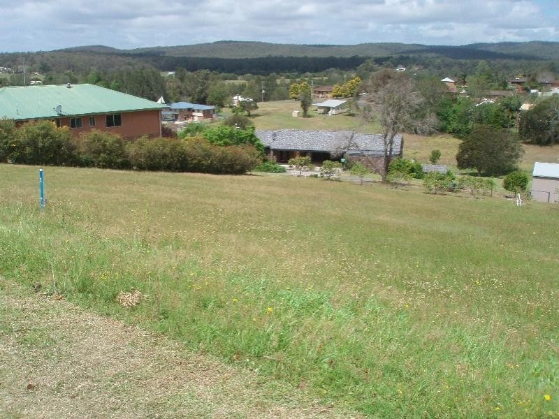 8 Winter Street, Tinonee NSW 2430