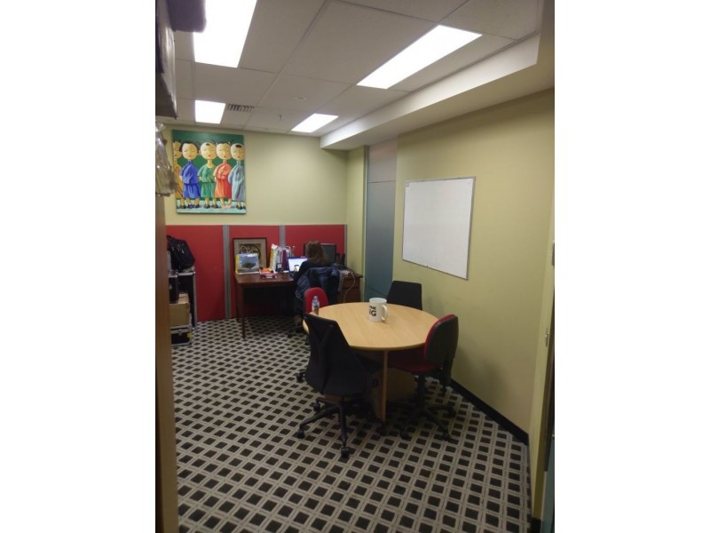 Office 413/1 Queens Road, Melbourne VIC 3004