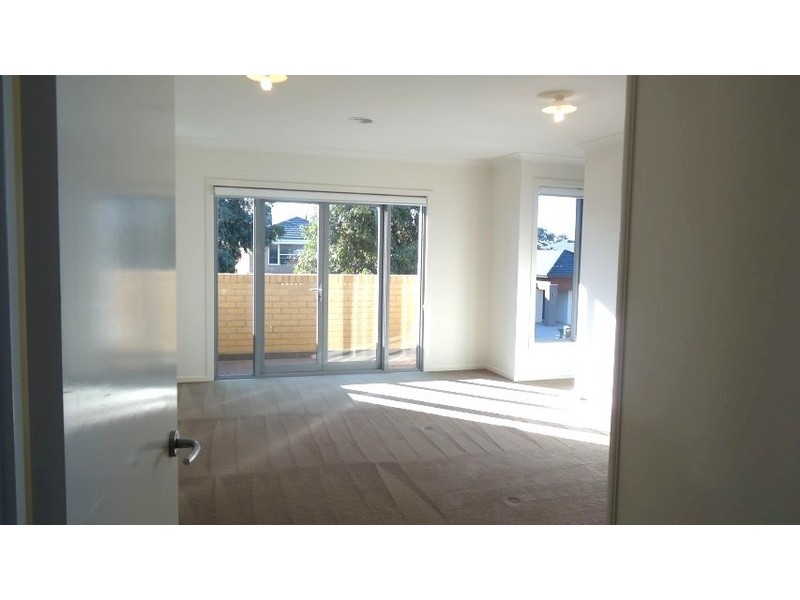 137 Beachview Parade, Point Cook VIC 3030