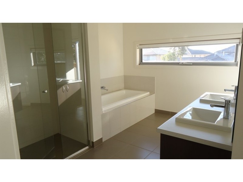 137 Beachview Parade, Point Cook VIC 3030