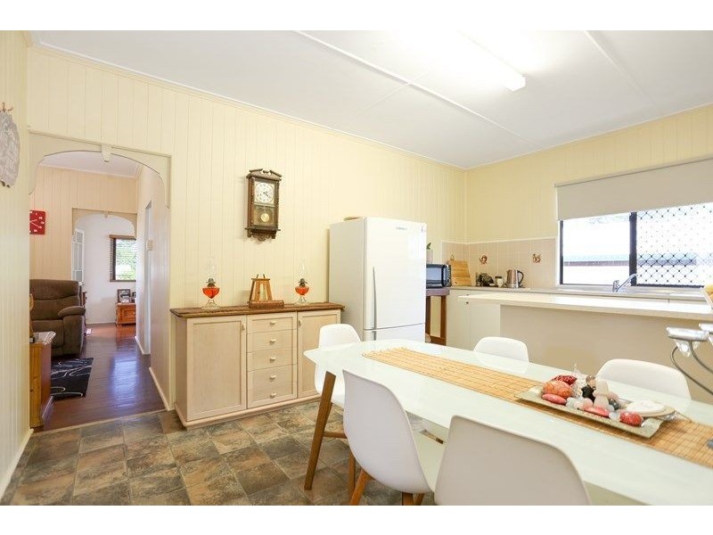3 Banksia Avenue, Andergrove QLD 4740