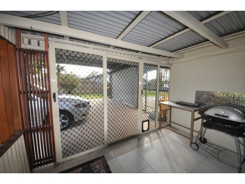 3 Banksia Avenue, Andergrove QLD 4740