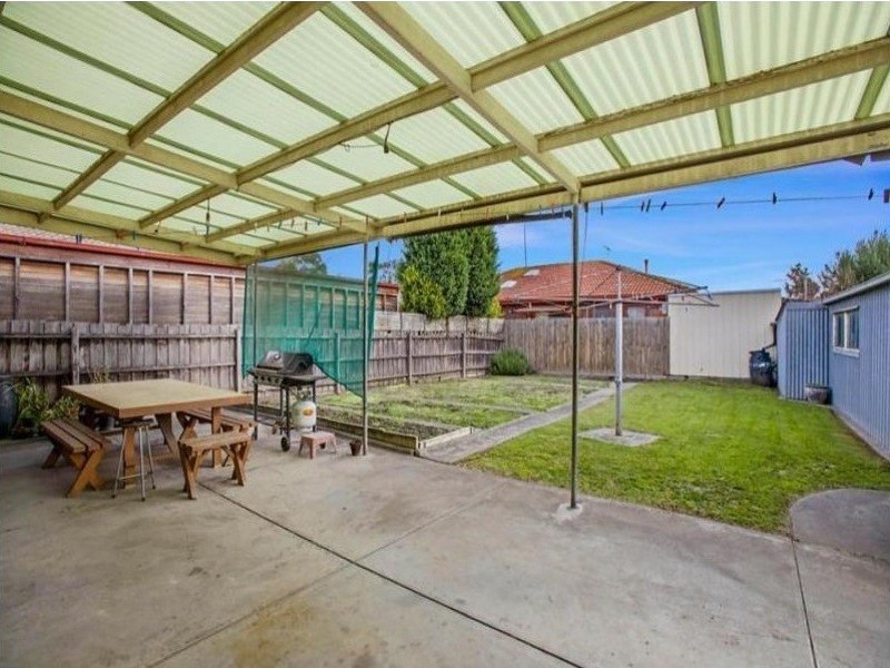 101 Springhall Parade, Pascoe Vale South VIC 3044