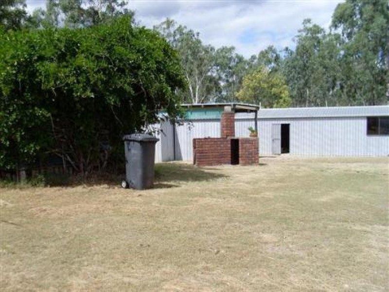 184 Carbeen Crest, Nanango QLD 4615
