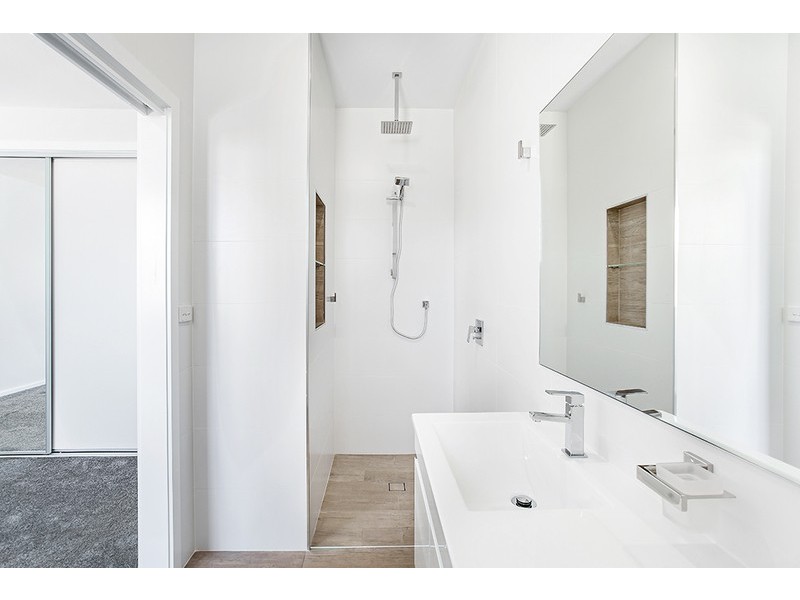 9 Sunset Boulevard, Soldiers Point NSW 2317