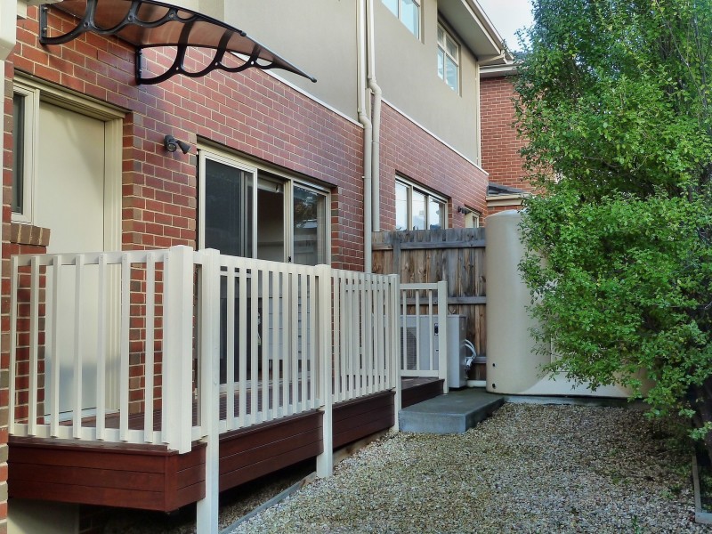 3/10 Banchory Street, Essendon VIC 3040