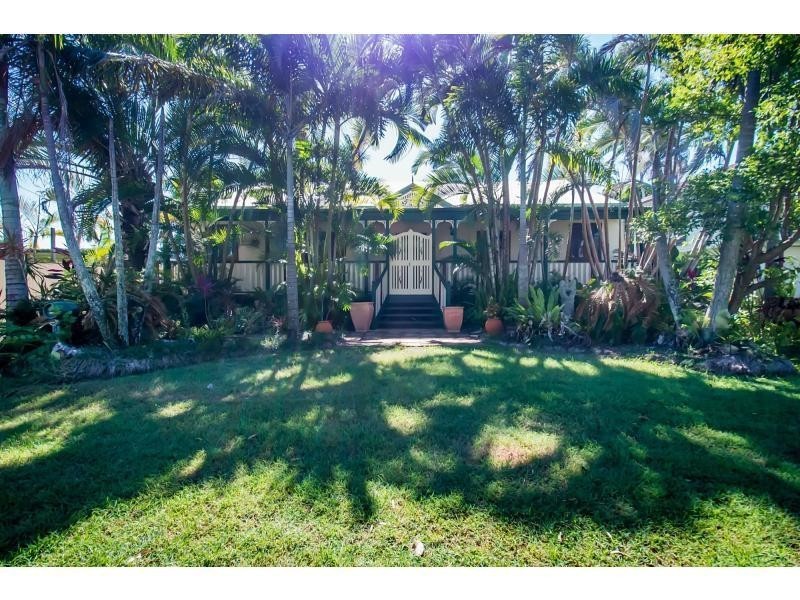 8 Quail Street, Slade Point QLD 4740