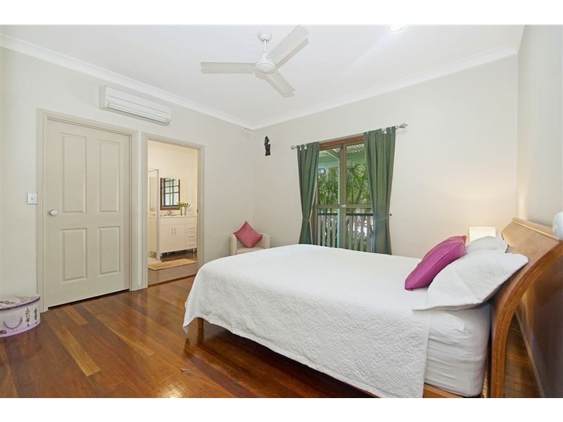 8 Quail Street, Slade Point QLD 4740