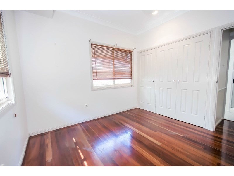 8 Quail Street, Slade Point QLD 4740