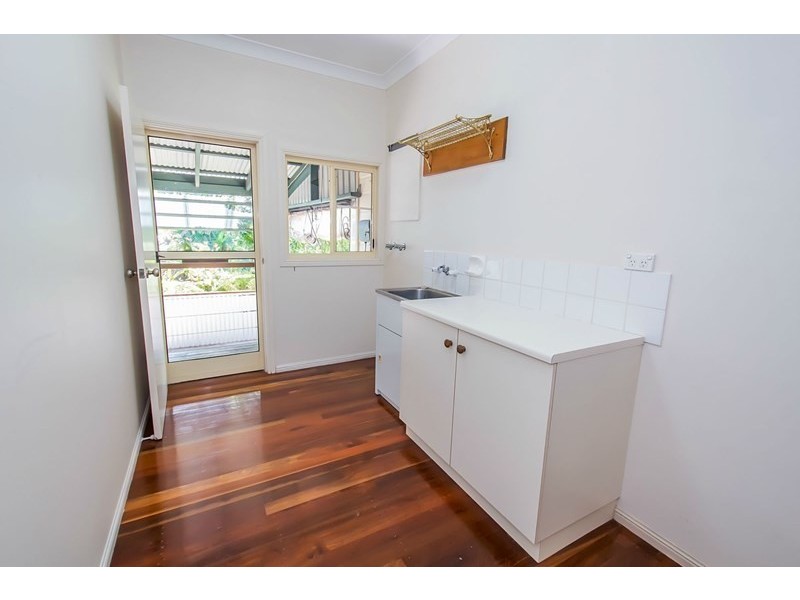 8 Quail Street, Slade Point QLD 4740