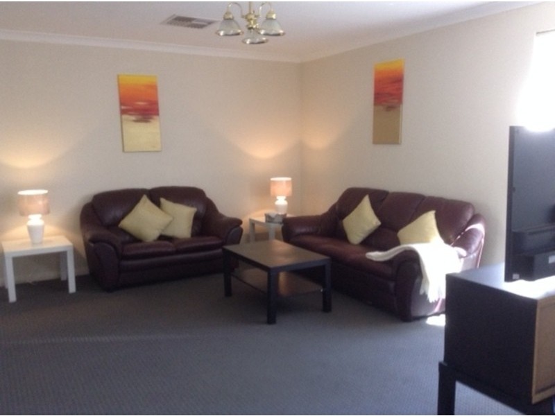 4/201 Glen Iris Drive, Jandakot WA 6164