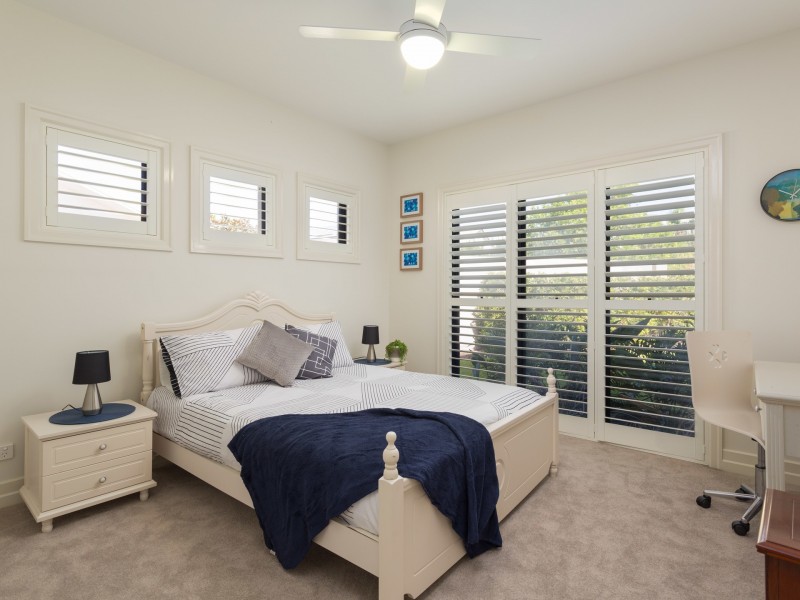 25 Mandolin Avenue, Helensvale QLD 4212