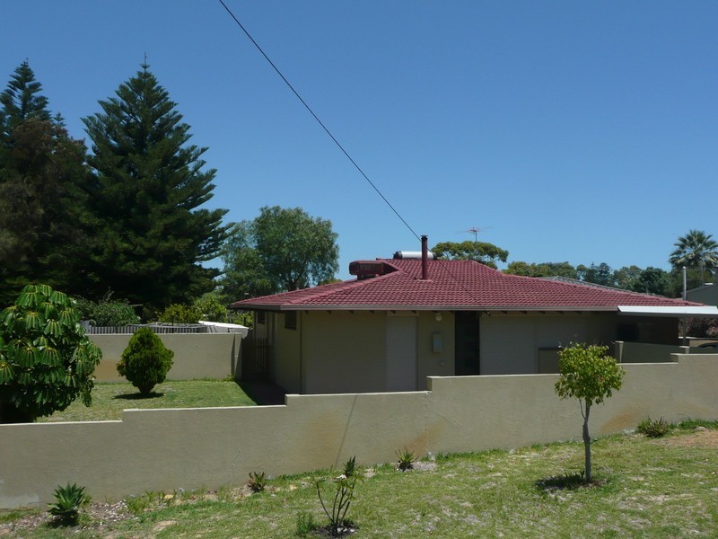 61 Cygnus Street, Rockingham WA 6168