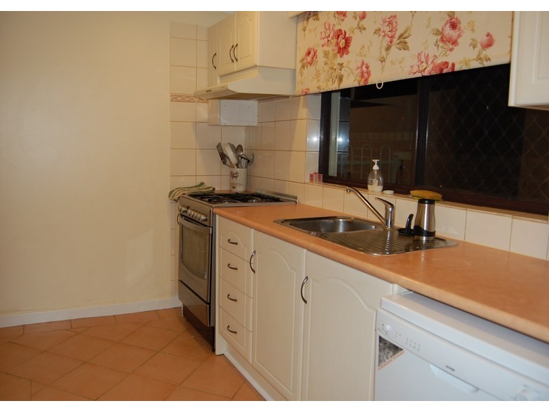 4 Cowie Place, Dianella WA 6059