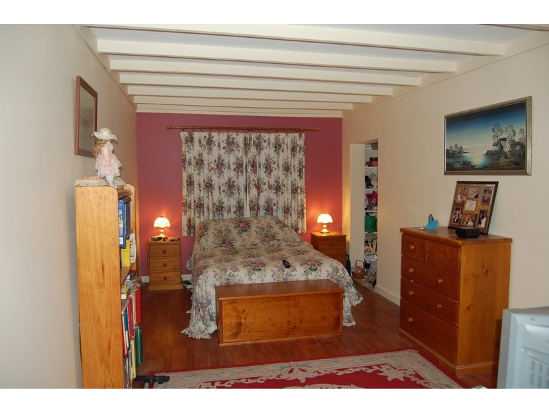 4 Cowie Place, Dianella WA 6059