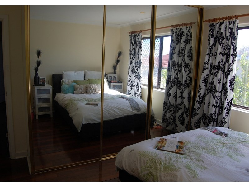 4 Cowie Place, Dianella WA 6059