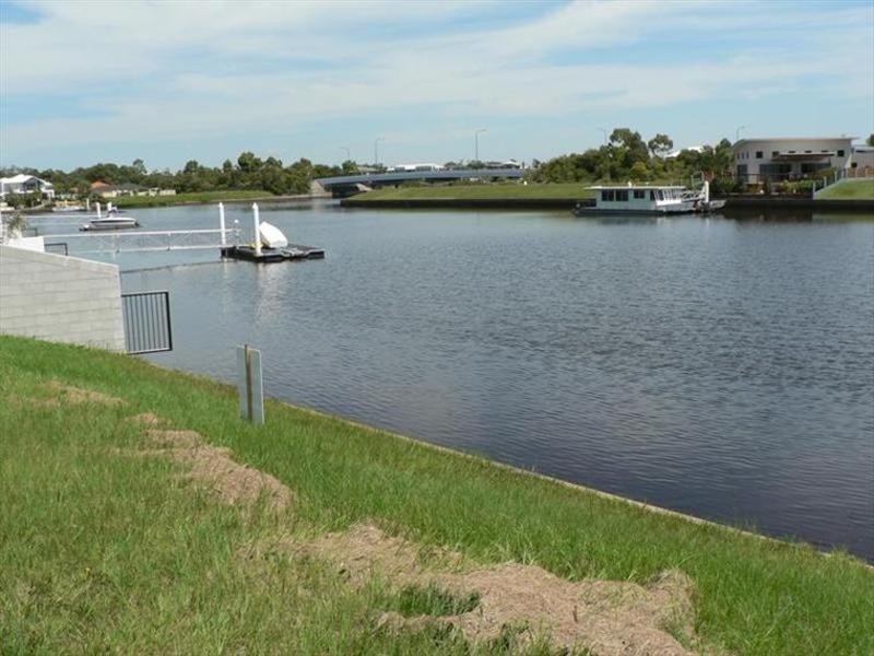 10 Grace Court, Pelican Waters QLD 4551