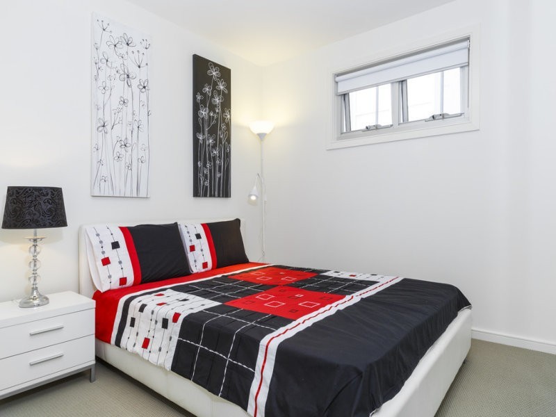 302/437 North Road, Ormond VIC 3204