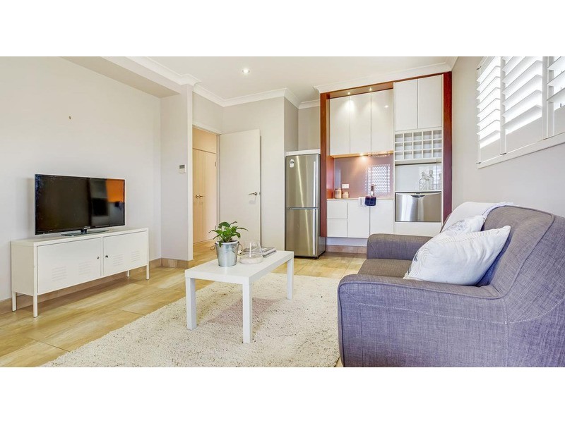 24 Reef Parade, Mackay QLD 4740