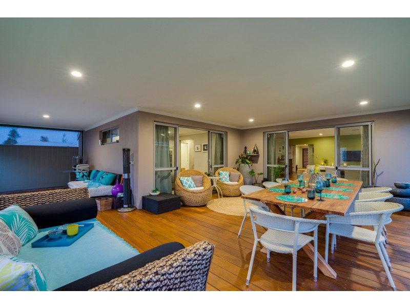 130 Rossiter Avenue, Piara Waters WA 6112