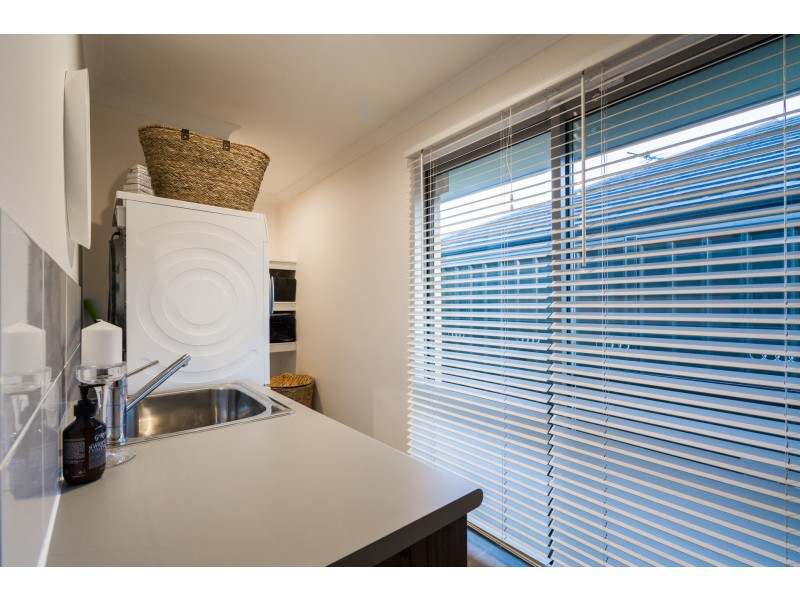 130 Rossiter Avenue, Piara Waters WA 6112