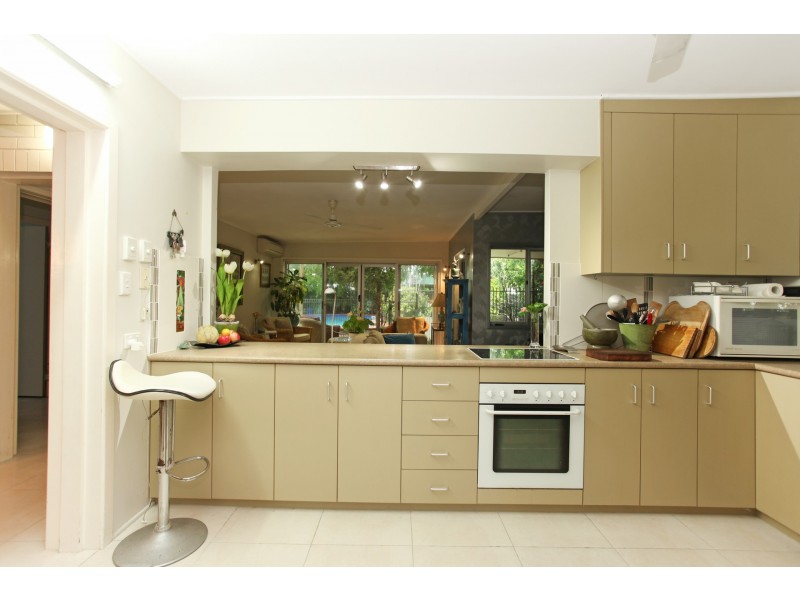 3 Quail Street, Slade Point QLD 4740