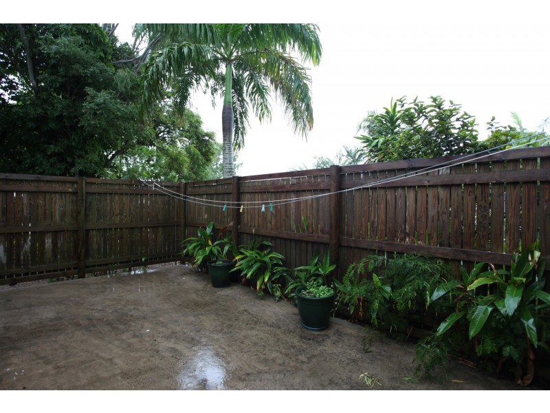 3 Quail Street, Slade Point QLD 4740