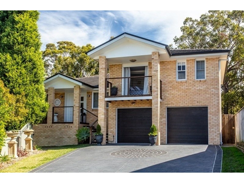 11 Windward Crescent, Gwandalan NSW 2259