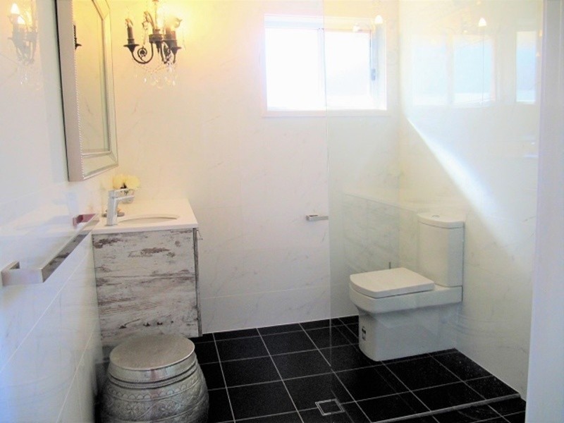 11 Windward Crescent, Gwandalan NSW 2259