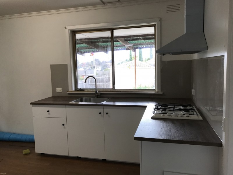 16 Leeds Street, Doncaster East VIC 3109