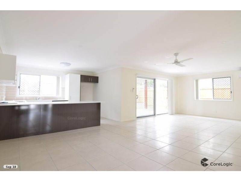 28 Careel Close, Helensvale QLD 4212
