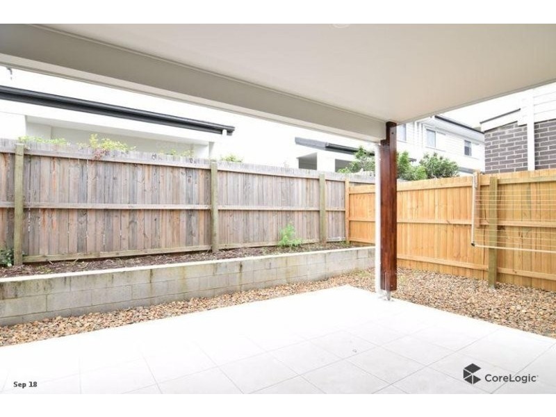 28 Careel Close, Helensvale QLD 4212