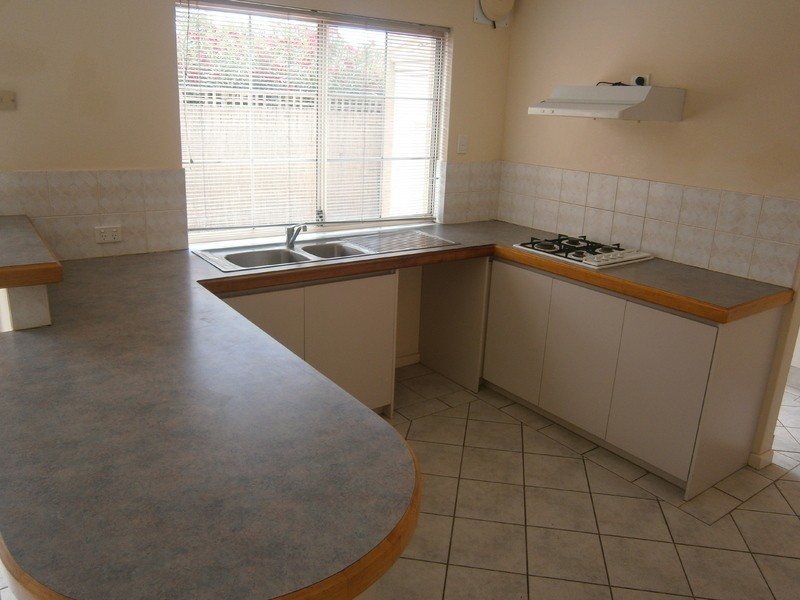 2/215 McDonald Street, Joondanna WA 6060