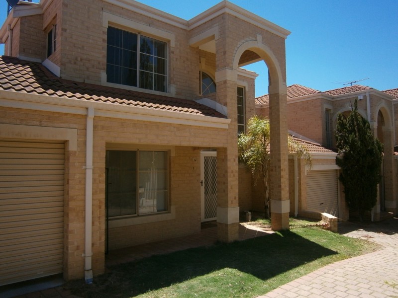 2/215 McDonald Street, Joondanna WA 6060