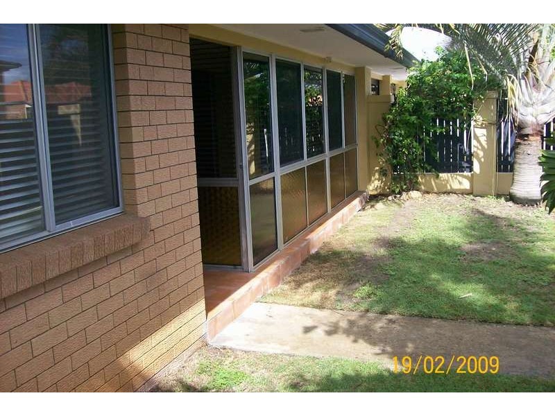 6 Margaroola Avenue, Biggera Waters QLD 4216