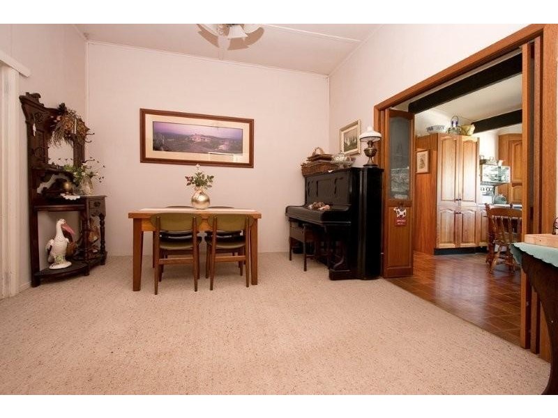 37 Cranstons Rd, Middle Dural NSW 2158