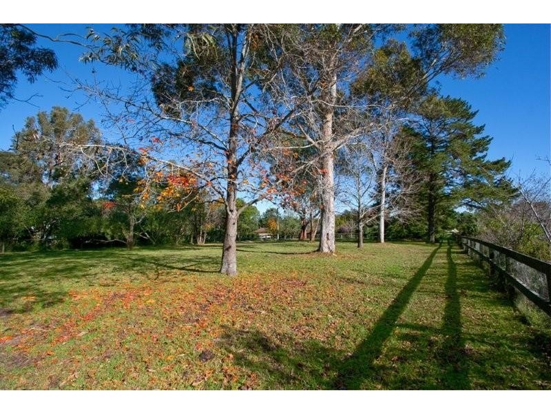 37 Cranstons Rd, Middle Dural NSW 2158