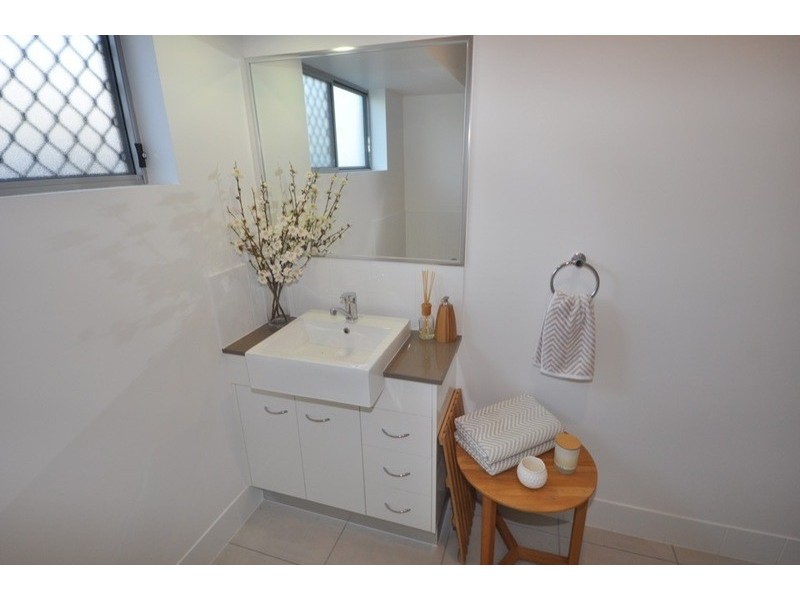 7 Somerset Drive, Andergrove QLD 4740