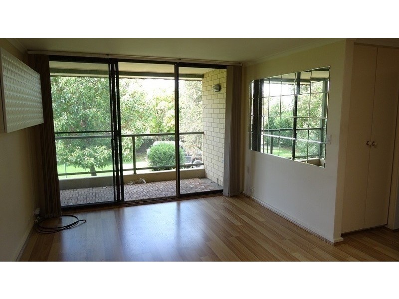 24/70 Military Road, Tennyson SA 5022