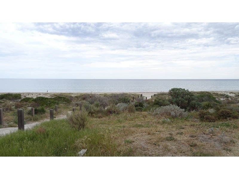 24/70 Military Road, Tennyson SA 5022